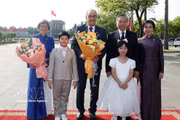 Swiss President and spouse begin official visit to Vietnam