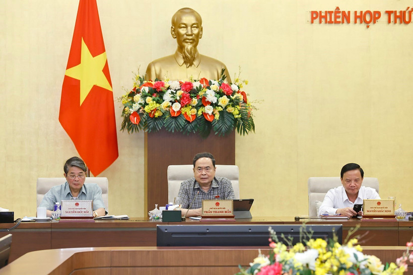 NA Chairman Tran Thanh Man speaks at the 48th session of the NA's Standing Committee. (Photo: VNA)