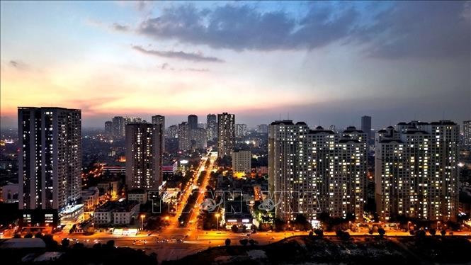 The ongoing administrative reforms are expected to expand the real estate sector's appeal to investors. (Photo: VNA)