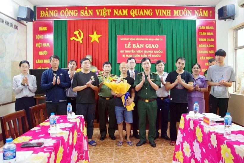 At the hand-over ceremony on January 8 (Photo: VNA)