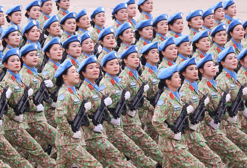 Female peacekeepers march at the ceremony marking the 80th National Day on September 2. (Photo: VNA)