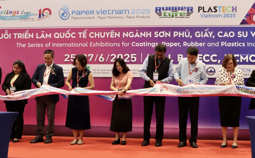 The 10th International Exhibition for Coatings, Colour, Spechem and Printing Ink Industry in Vietnam opens on June 25. (Photo: VNA)