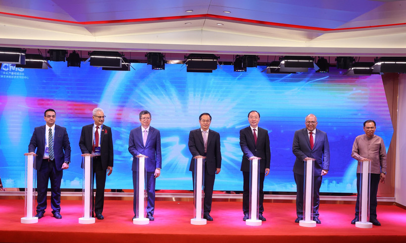 At the launching ceremony (Photo: VNA)