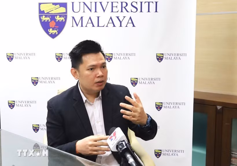 Collins Chong Yew Keat, a foreign policy and security expert at the University of Malaya. (Photo: VNA)