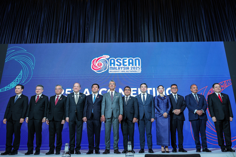 At the 25th ASEAN Economic Community Council (AECC) Meeting (Photo: VNA)
