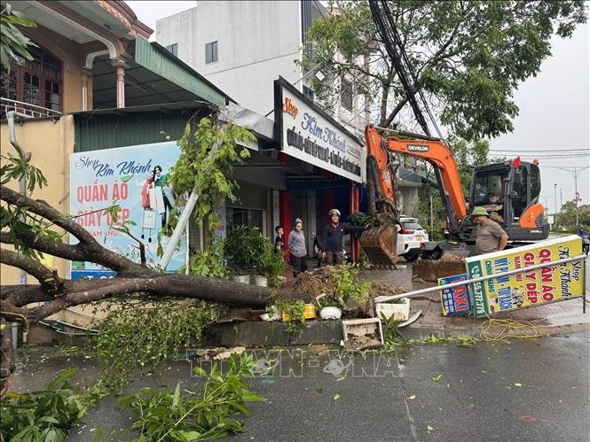 Typhoon Bualoi leaves trail of devastation in Thanh Hoa province. (Photo: VNA)