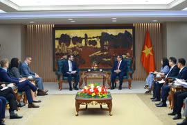 PM Pham Minh Chinh hosts UK Ambassador