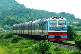 Vietnam-China cross-border passenger trains resume operation