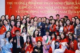 Vietnamese community in Kuwait actively contributes to national development: PM