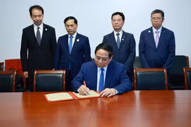 PM Pham Minh Chinh visits iconic site of Communist Party of China in Shanghai 