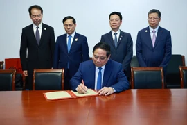 PM Pham Minh Chinh visits iconic site of Communist Party of China in Shanghai 