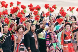 Public confidence strengthened after successful 14th National Party Congress