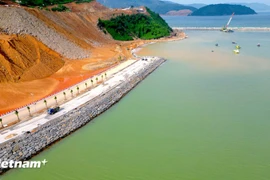 Lien Chieu port - the largest in central Vietnam taking shape