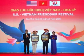 US-Vietnam Friendship Festival in the Mekong Delta city of Can Tho (September 2025). (Photo: VNA)