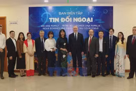 VNA, TASS advance towards multimedia cooperation