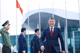 PM Le Minh Hung arrives in Philippines for 48th ASEAN Summit