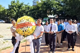Overseas Vietnamese communities commemorate War Invalids and Martyrs’ Day