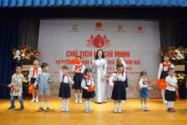 President Ho Chi Minh’s birthday celebrated abroad