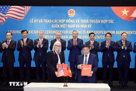 Party chief witnesses signing, exchange of Vietnam–US contracts, cooperation agreements