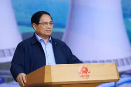 PM chairs meeting on nuclear power plant construction