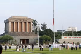 Vietnam declares two days of national mourning for Lao National Assembly President 
