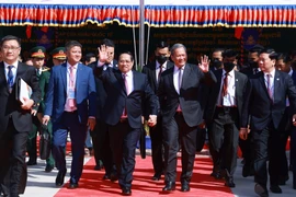 Vietnamese, Cambodian PMs inaugurate Tan Nam-Meun Chey int’l border gate pair