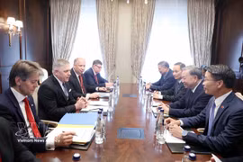 General Secretary To Lam meets with Slovak Prime Minister Robert Fico on the sidelines of 80th anniversary celebration of the Victory in the Great Patriotic War in Moscow, Russia, (May 9, 2025). (Photo: VNA)