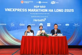 Organisers introduce the fourth season of the VnExpress Marathon Hạ Long 2025. (Photo: VnExpress Marathon organisers)