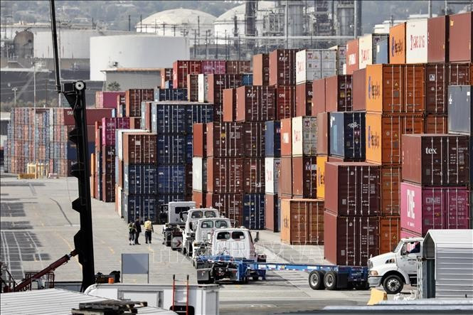 Cargo at Long Beach Port, California, the US. (Photo: Xinhua/VNA)