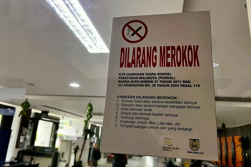 A no-smoking sign in a smoke-free area at Banda Aceh City Hall, Aceh. (Photo: ANTARA)