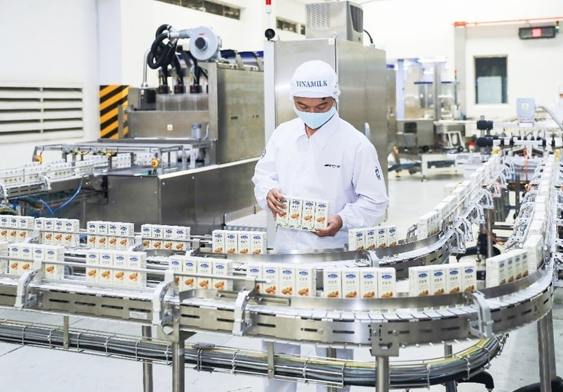 Vinamilk has brought pride to Vietnam’s national brand on the international stage, ranking sixth among the world’s most valuable dairy brands and holding the title of ASEAN’s most valuable food brand. (Photo: Hanoimoi)