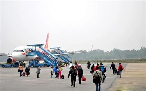 At the Vinh International Airport (Photo: baonghean.vn)