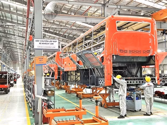Kim Long Motor's passenger bus assembly line. (Photo of Kim Long Motor)