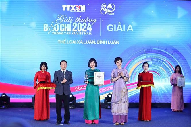 The 2024 VNA Press Awards honours the dedication, courage and sacrifice of its journalists (Photo: VNA)