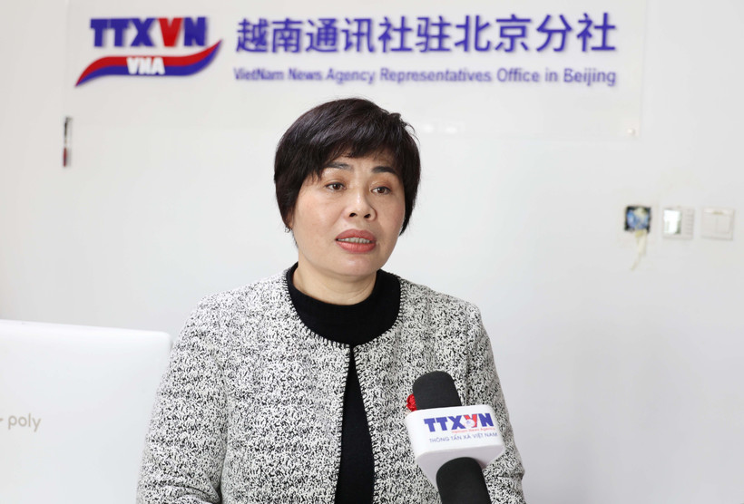 Professor Pan Jin’e, senior researcher at the Institute of Marxism Studies under the Chinese Academy of Social Sciences, speaks to a VNA correspondent in China. (Photo: VNA)