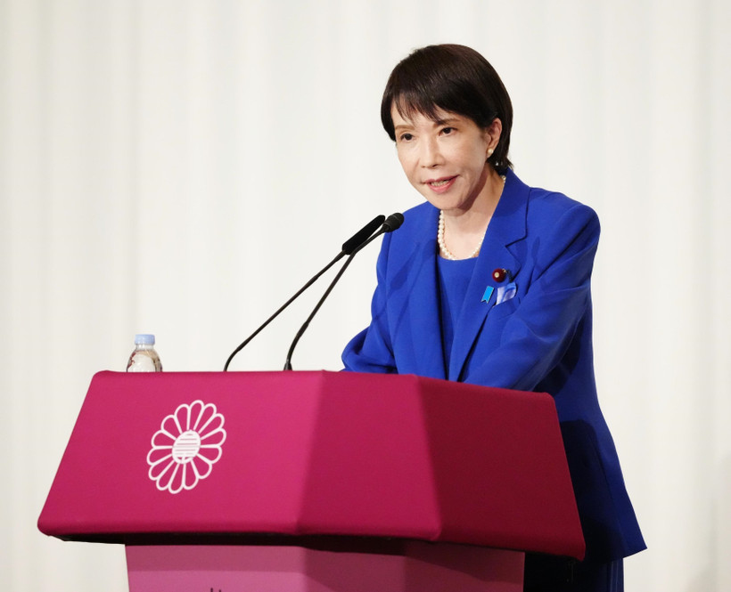 Sanae Takaichi speaks at a press conference at the headquarters of the ruling Liberal Democratic Party (LDP) in Tokyo, Japan, on October 4, 2025. (Photo: Kyodo/VNA)