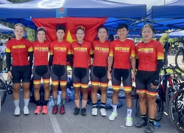 The Vietnamese national cycling team. (Photo: VCF)