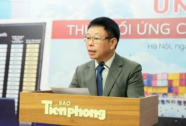 Economists have suggested Vietnam take a proactive stance in negotiations following the US announcement of new reciprocal tariffs of up to 46% on Vietnamese goods. (Photo: Tien Phong)