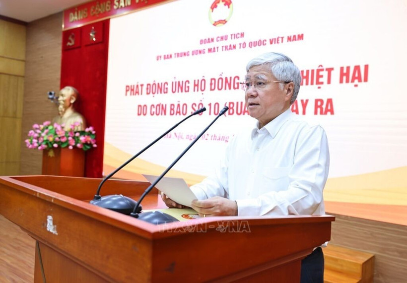 President of the VFF Central Committee Do Van Chien launches a fundraising campaign on the afternoon of October 3 to support people affected by Typhoon Bualoi. (Photo: VNA)