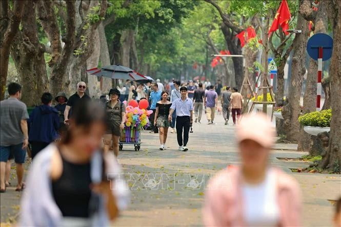 Hanoi hosts vibrant tourism activities during April 30 – May 1 holiday (Photo: VNA)