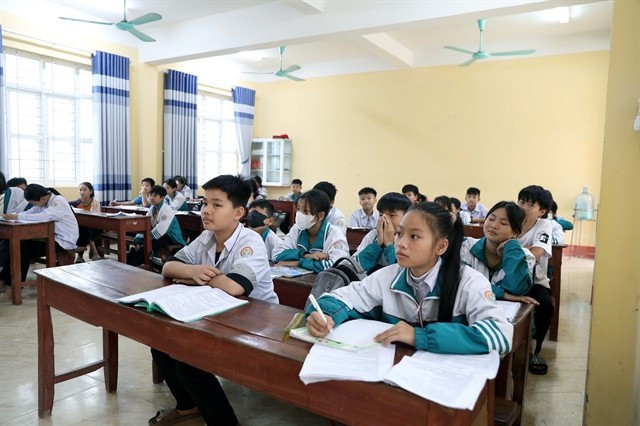 All of the students at the Duc Ly Secondary School in Ha Nam province have joined social insurance. (Photo: VNA/VNS)