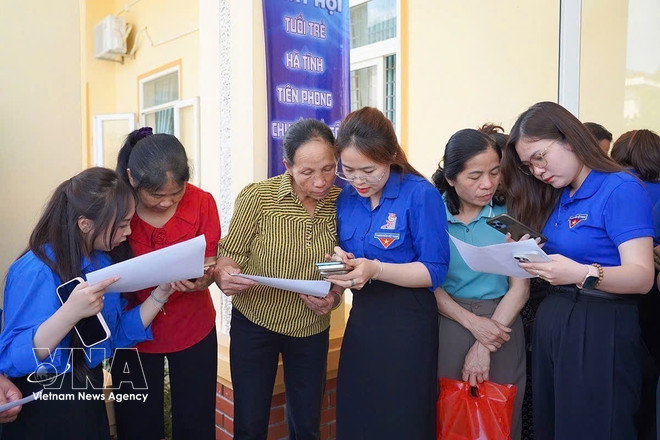 vnanet-potal-phat-huy-vai-tro-xung-kich-cua-thanh-nien-trong-xay-dung-xa-hoi-so-8647646.jpg