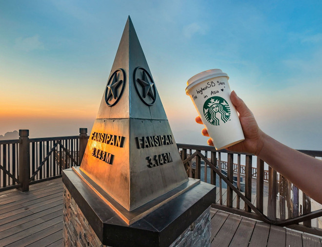 starbucks-fansipan.jpg