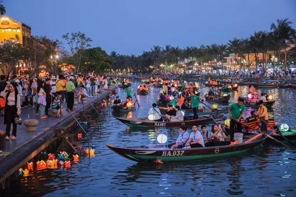 Quang Nam’s tourism industry is entering a new growth phase, solidifying its position as the locality’s economic spearhead. (Photo: VNA)