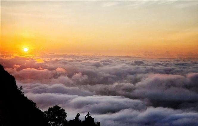 Clouds drifting over Dong Cao Plateau. (Photo: VNA)
