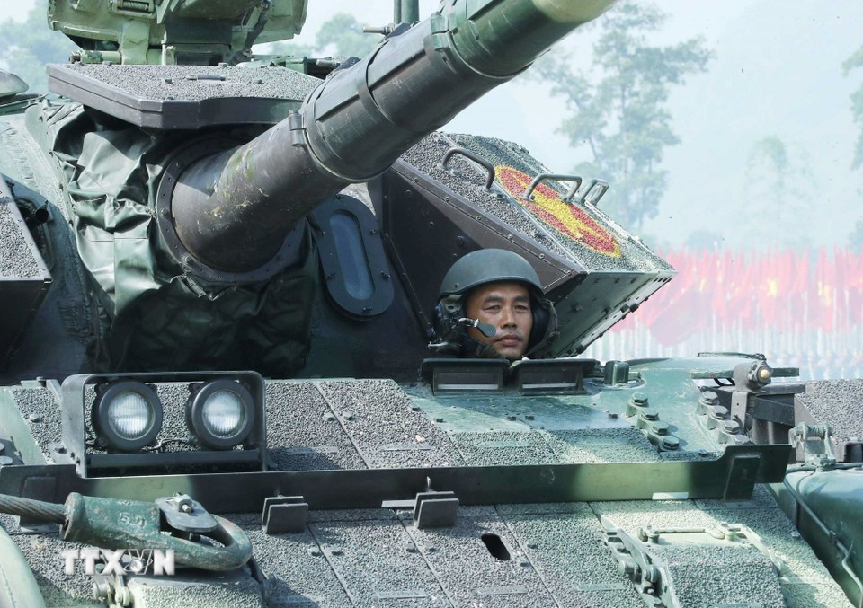 Armoured Corps in formation during the joint rehearsal. (Photo: VNA)
