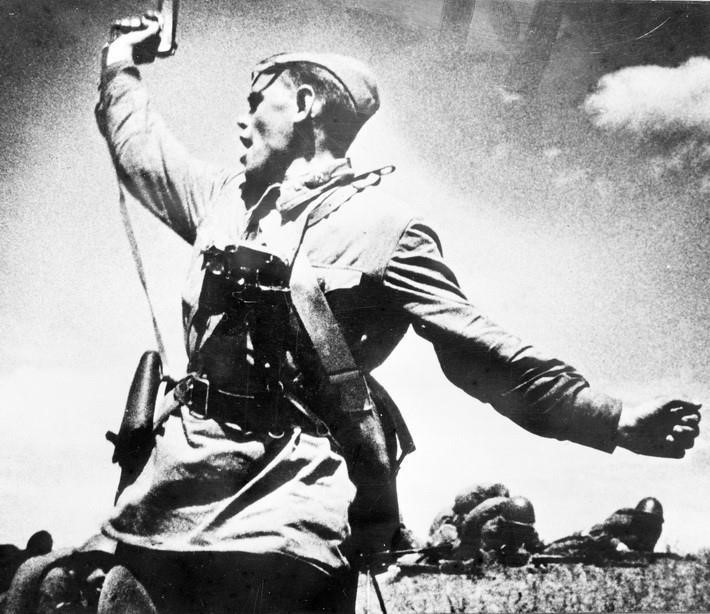 A Soviet Red Army soldier during World War II. (Photo: International documents/VNA)