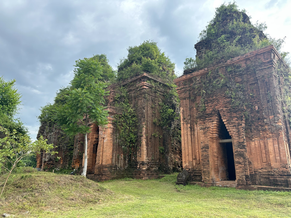 Khuong My Towers, dating back to the early 10th century, are considered among the most well-preserved Cham structures still standing today. (Photo: VNA)