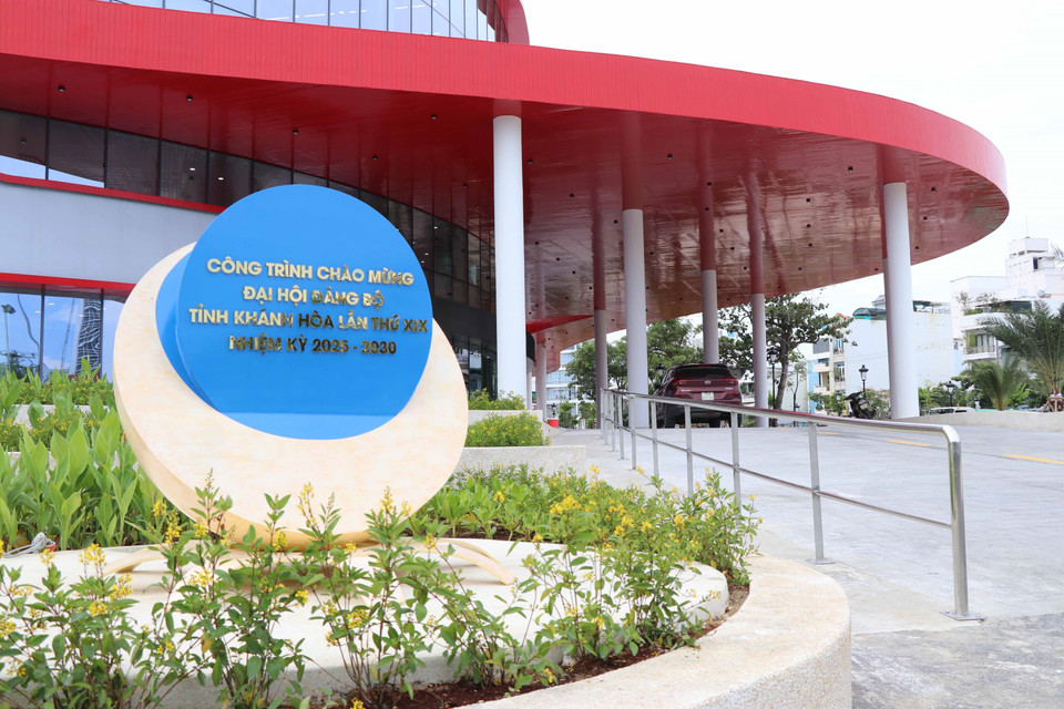 Main entrance of the Khanh Hoa Children's Cultural Palace. (Photo: VNA)