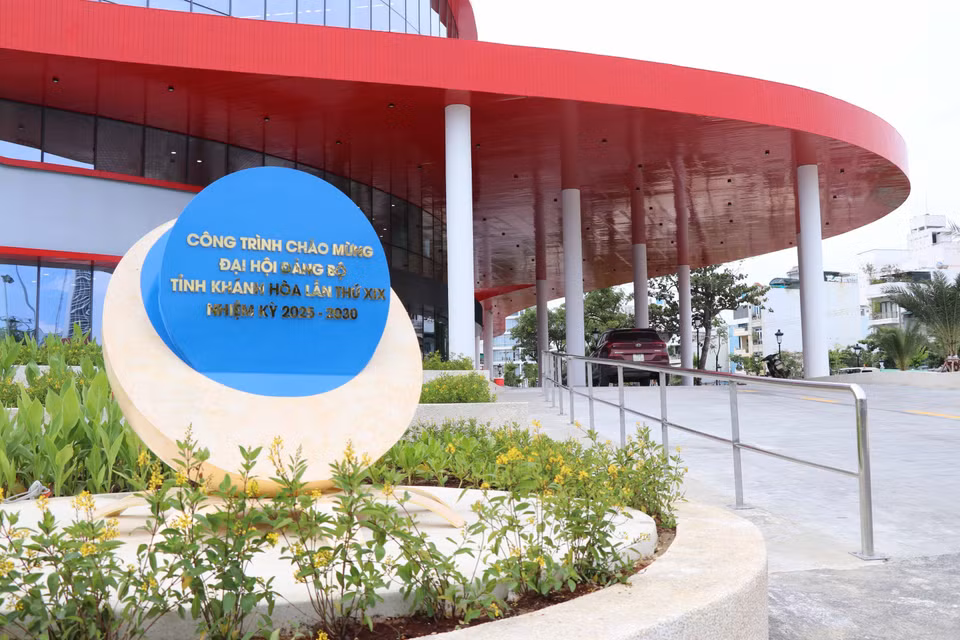 Main entrance of the Khanh Hoa Children's Cultural Palace. (Photo: VNA)